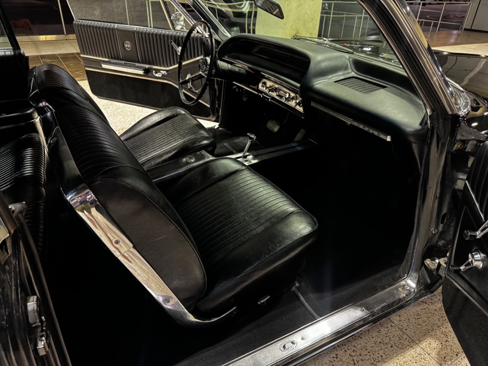 Chevrolet-Impala-1964-Coupe-20