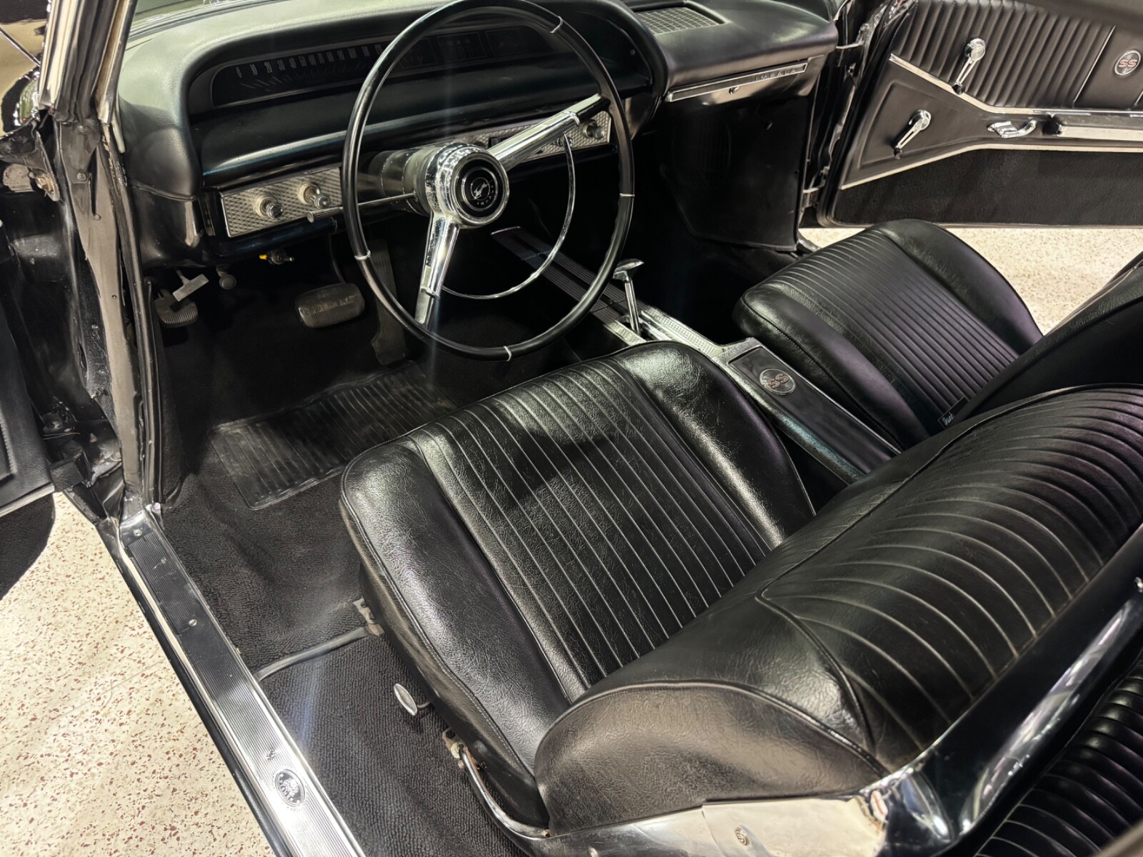Chevrolet-Impala-1964-Coupe-22