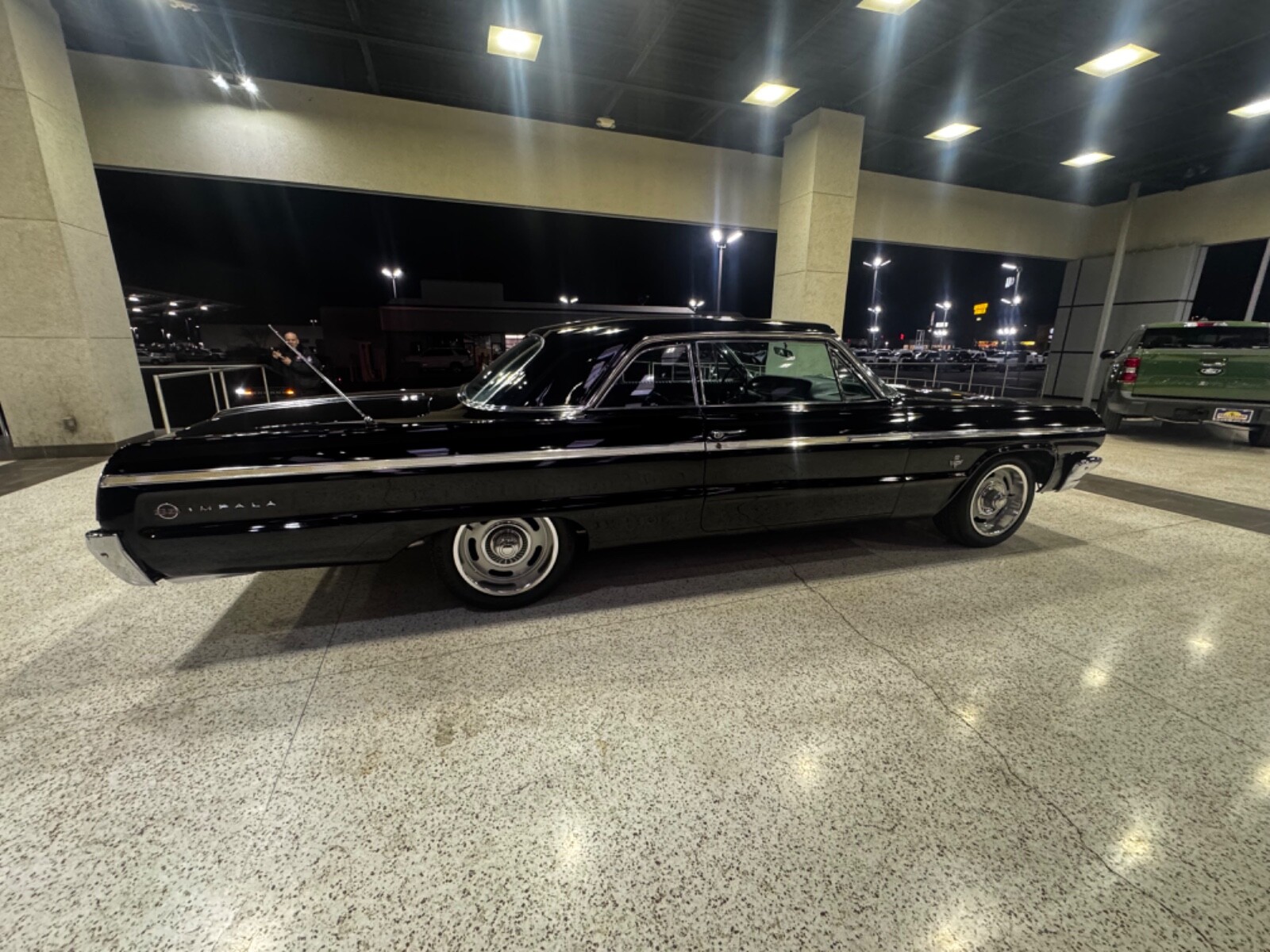 Chevrolet-Impala-1964-Coupe-5