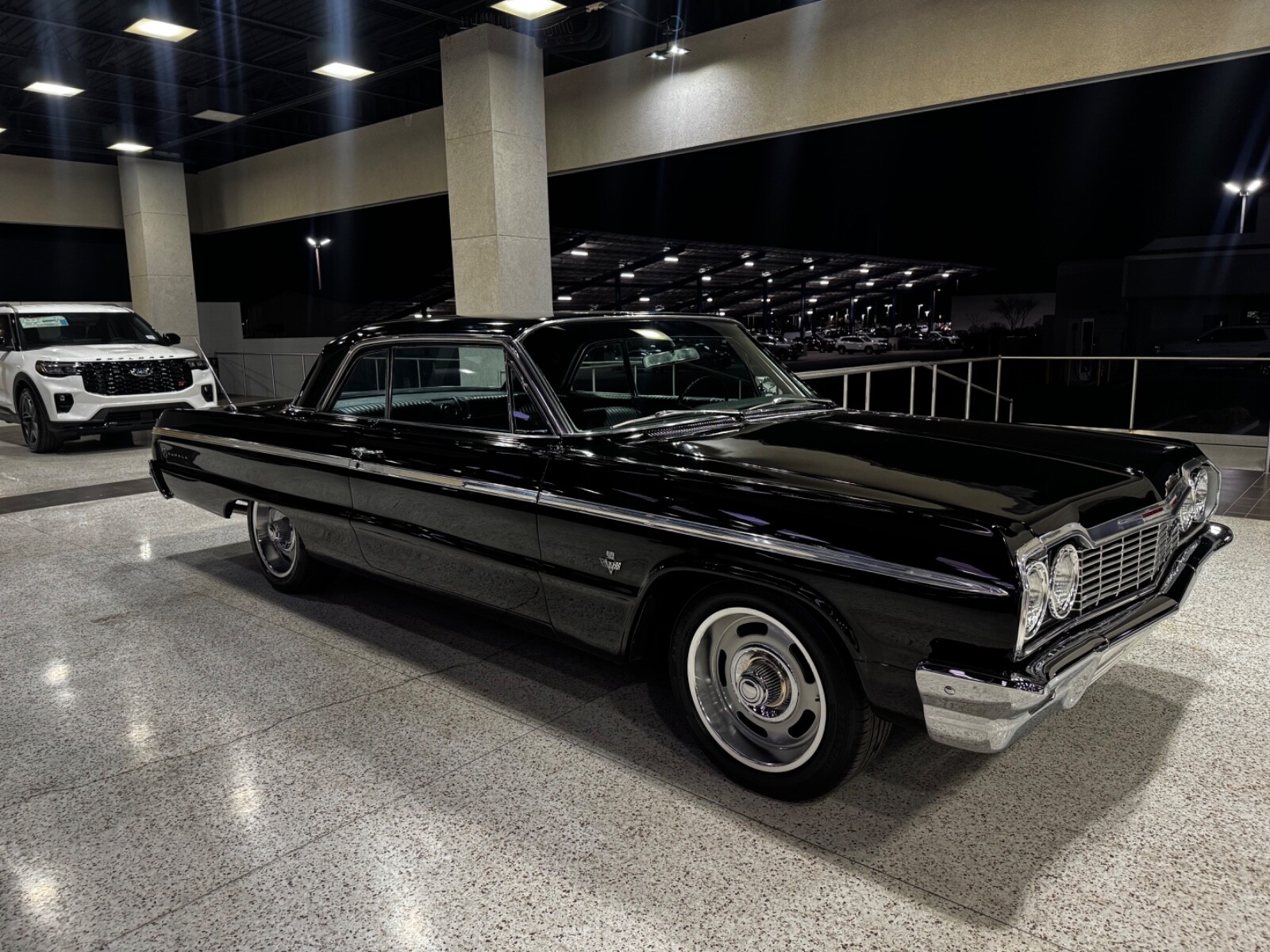 Chevrolet-Impala-1964-Coupe-8