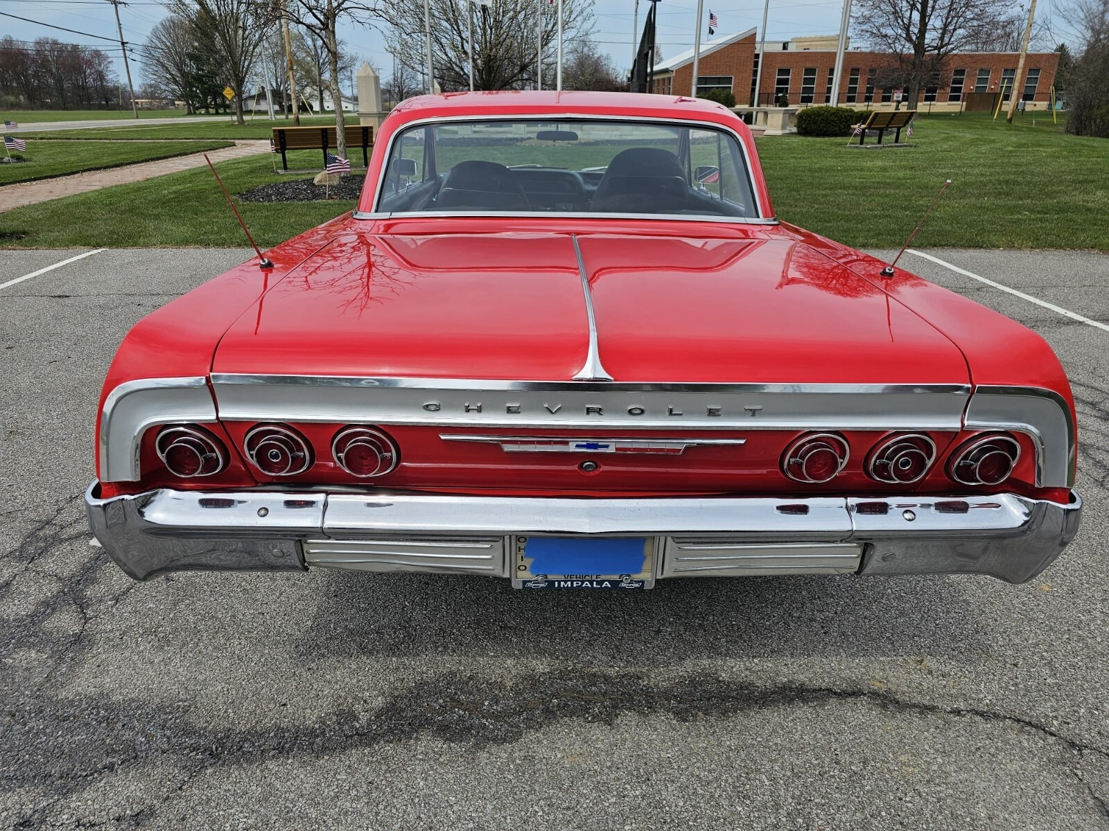 Chevrolet-Impala-1964-Sedan-2
