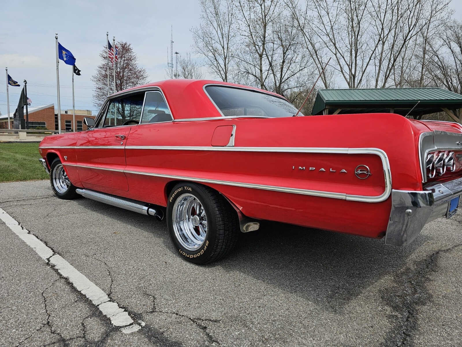 Chevrolet-Impala-1964-Sedan-6
