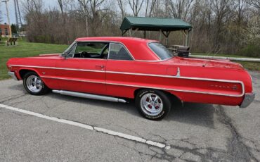 Chevrolet-Impala-1964-Sedan-7
