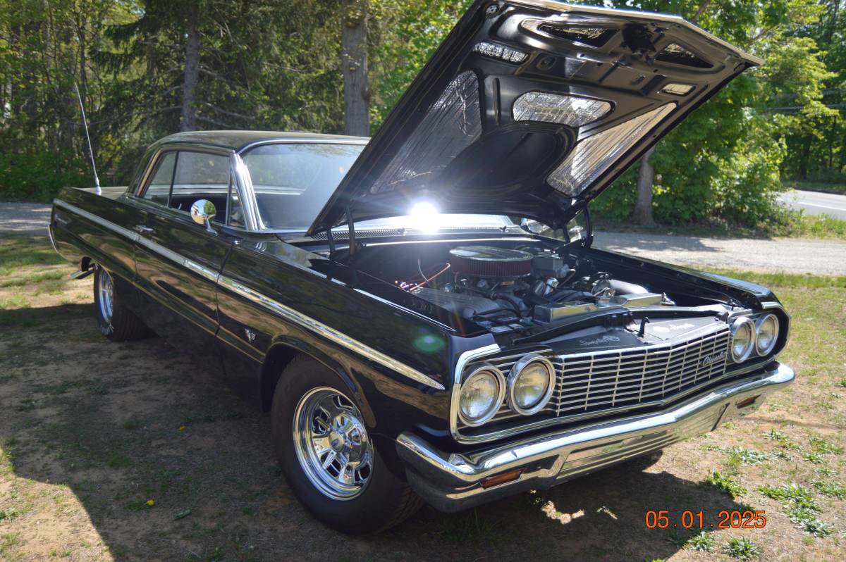Chevrolet Impala  1964 black