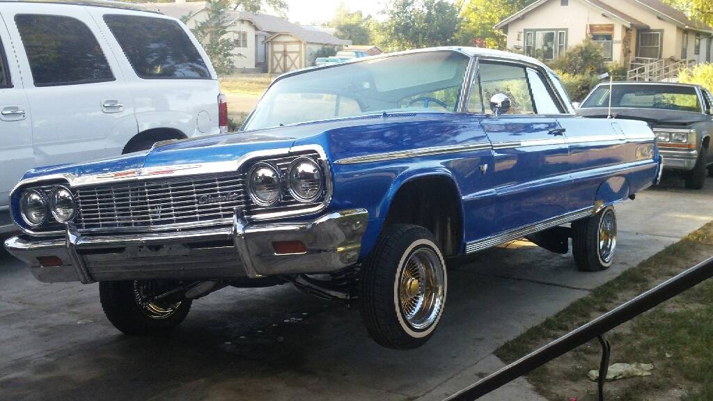 Chevrolet-Impala-1964-blue-3