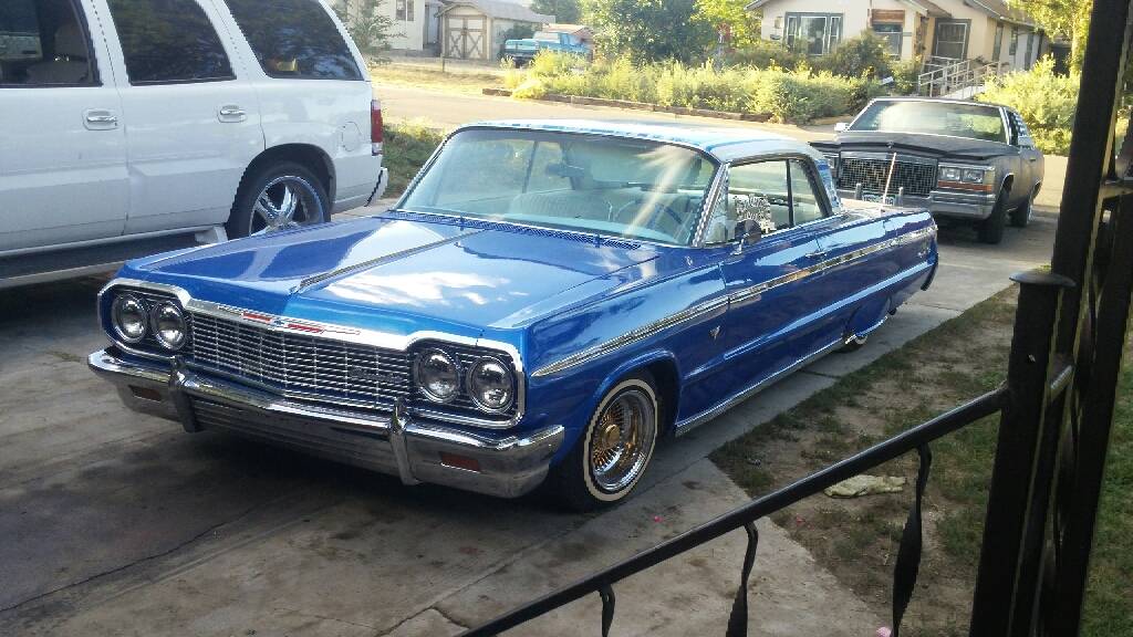 Chevrolet-Impala-1964-blue-4