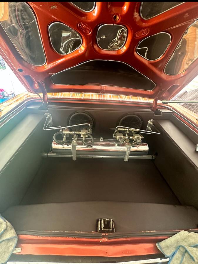 Chevrolet-Impala-1964-orange-4