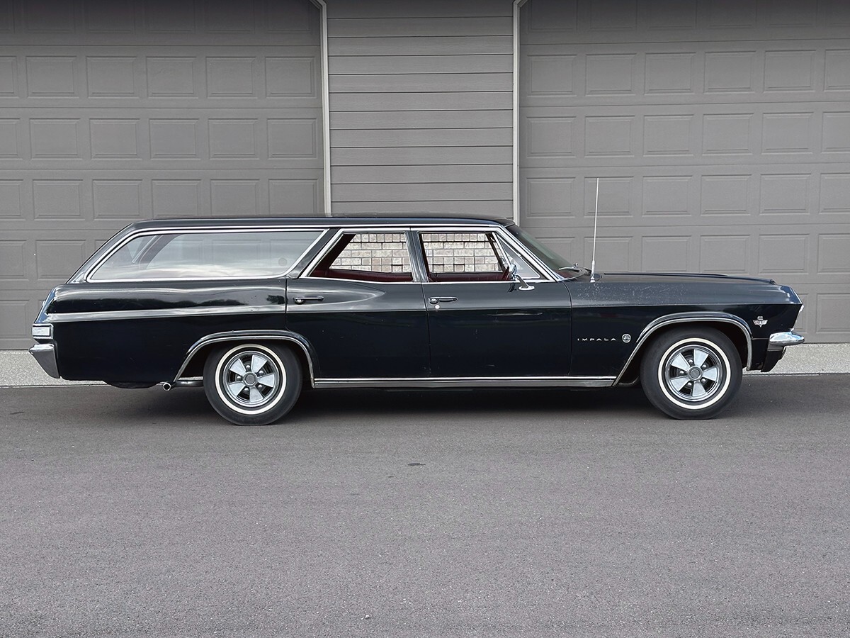 Chevrolet-Impala-1965-Wagon-8