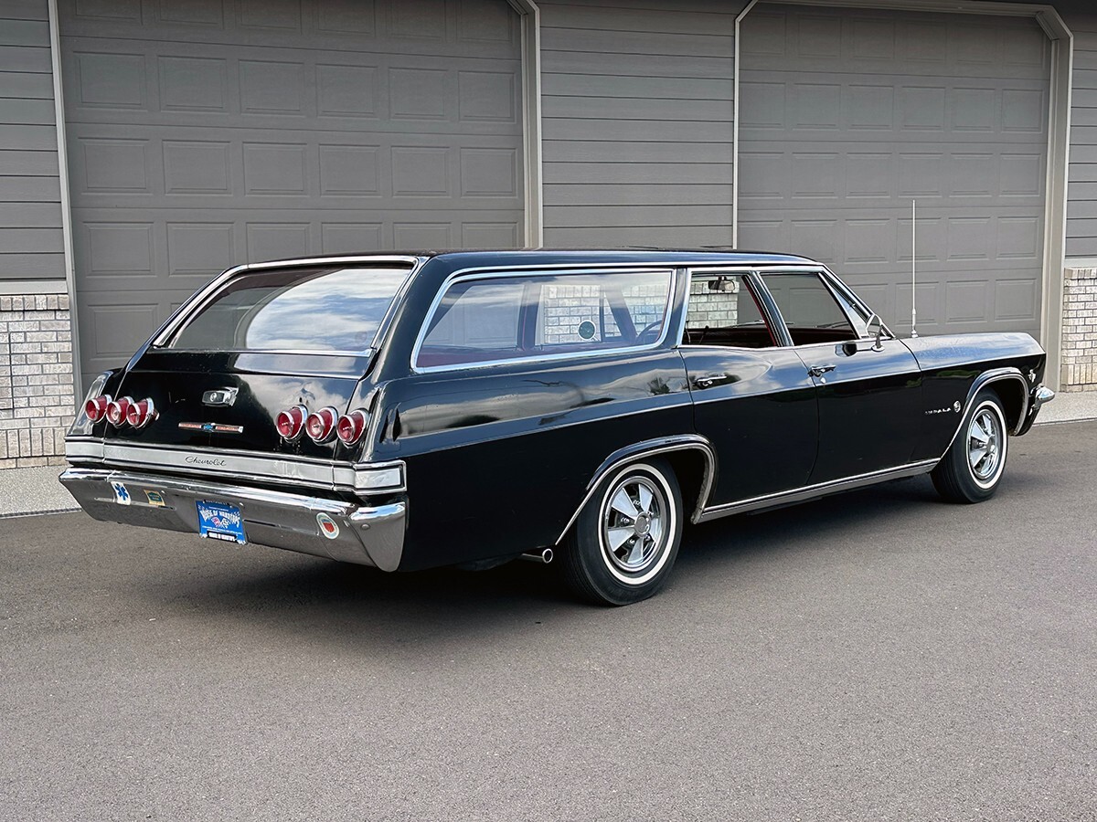 Chevrolet-Impala-1965-Wagon-9