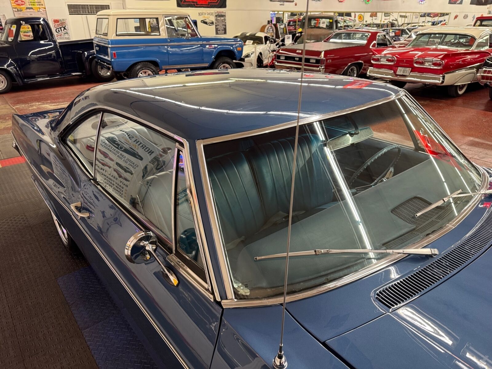 Chevrolet-Impala-1966-10