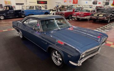 Chevrolet-Impala-1966-11