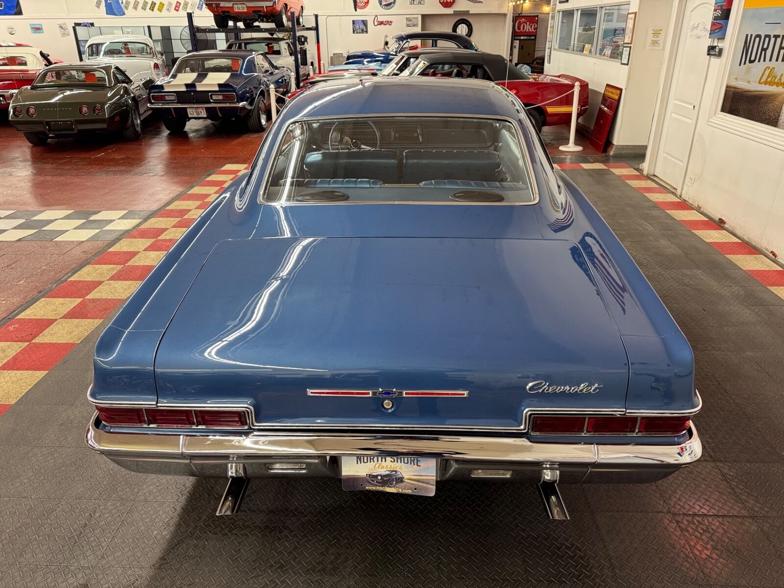 Chevrolet-Impala-1966-12