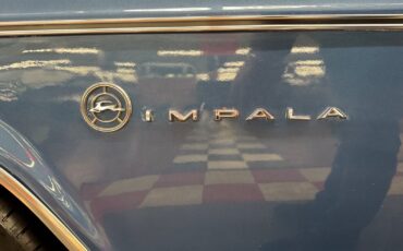 Chevrolet-Impala-1966-23