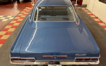 Chevrolet-Impala-1966-29
