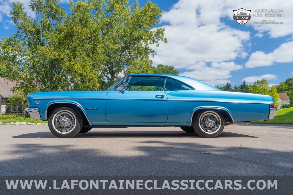 Chevrolet-Impala-1966-2D-Coupe-16