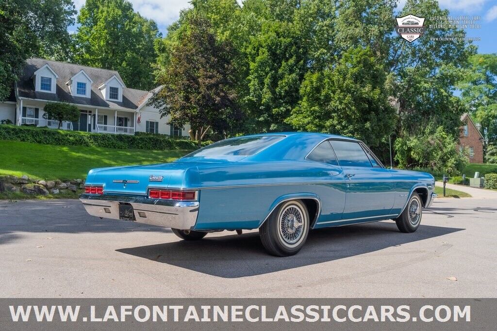 Chevrolet-Impala-1966-2D-Coupe-19