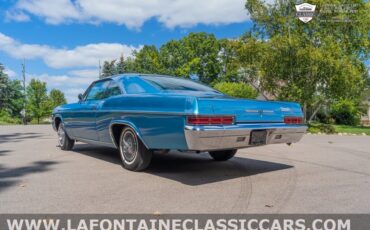 Chevrolet-Impala-1966-2D-Coupe-2
