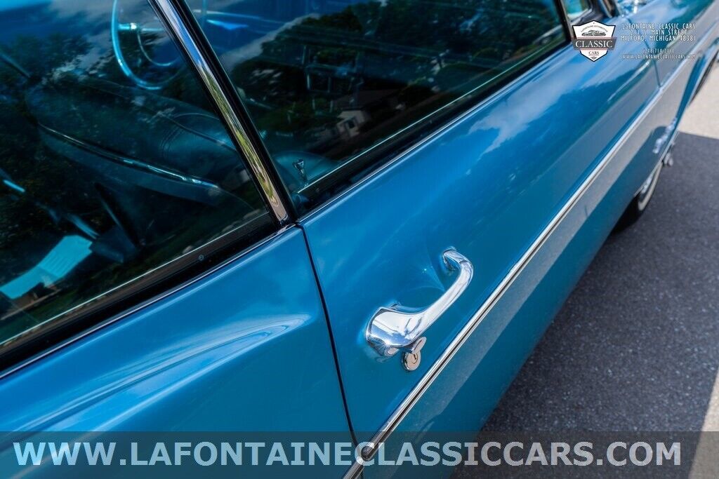 Chevrolet-Impala-1966-2D-Coupe-27
