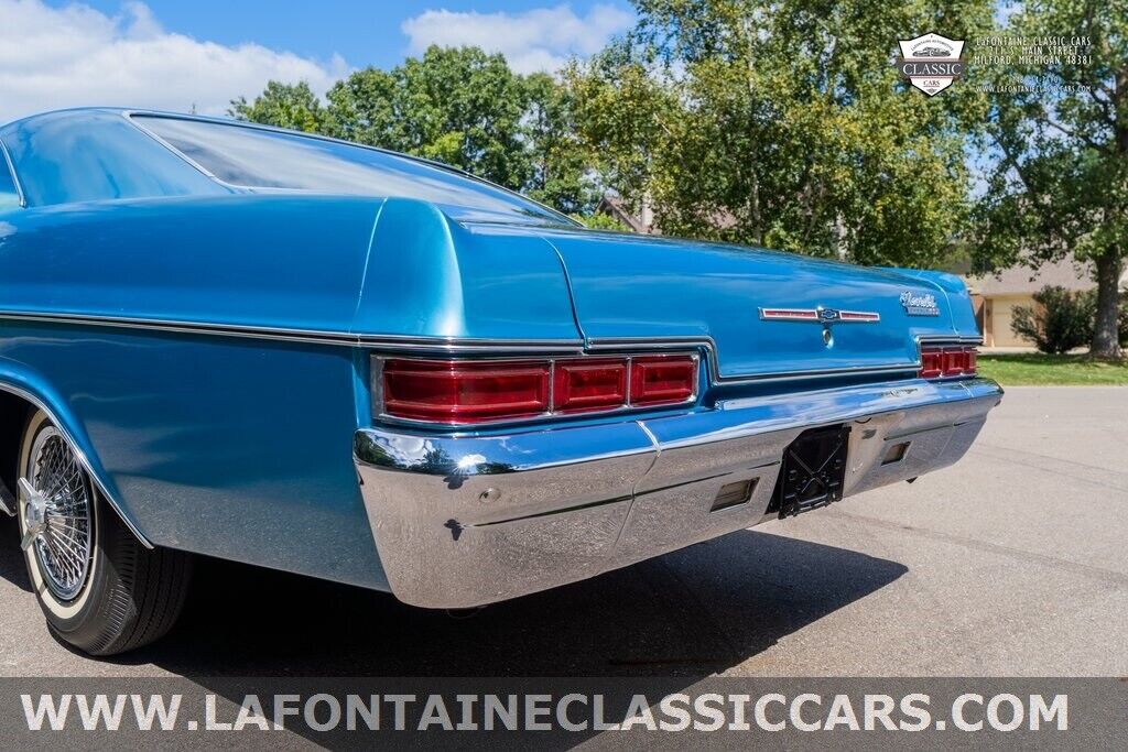 Chevrolet-Impala-1966-2D-Coupe-31