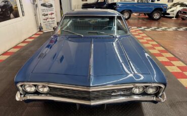 Chevrolet-Impala-1966-4
