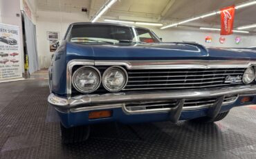 Chevrolet-Impala-1966-7