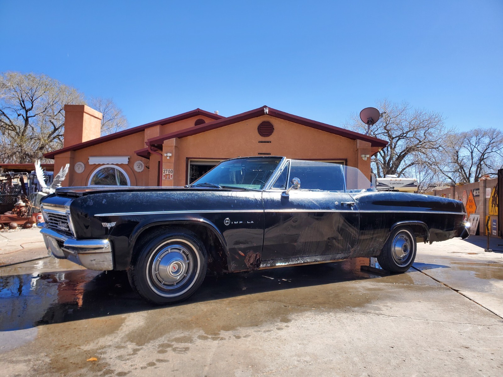 Chevrolet-Impala-1966-Convertible-3