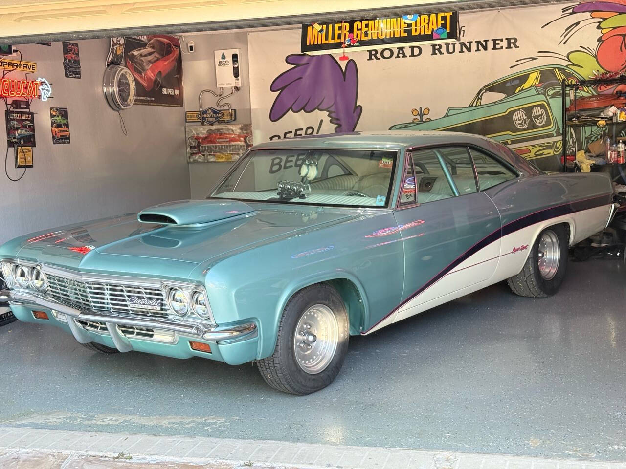 Chevrolet-Impala-1966-Coupe-2
