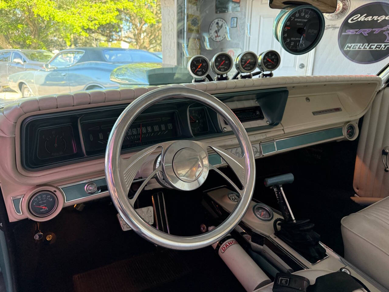 Chevrolet-Impala-1966-Coupe-32
