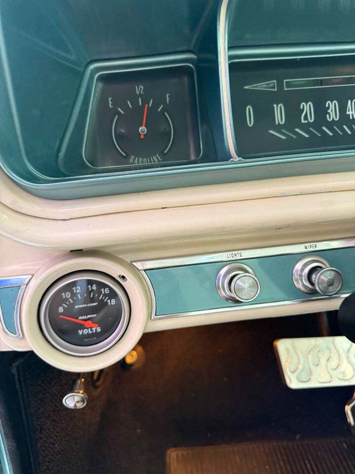 Chevrolet-Impala-1966-Coupe-37