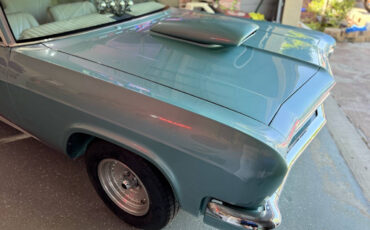 Chevrolet-Impala-1966-Coupe-9
