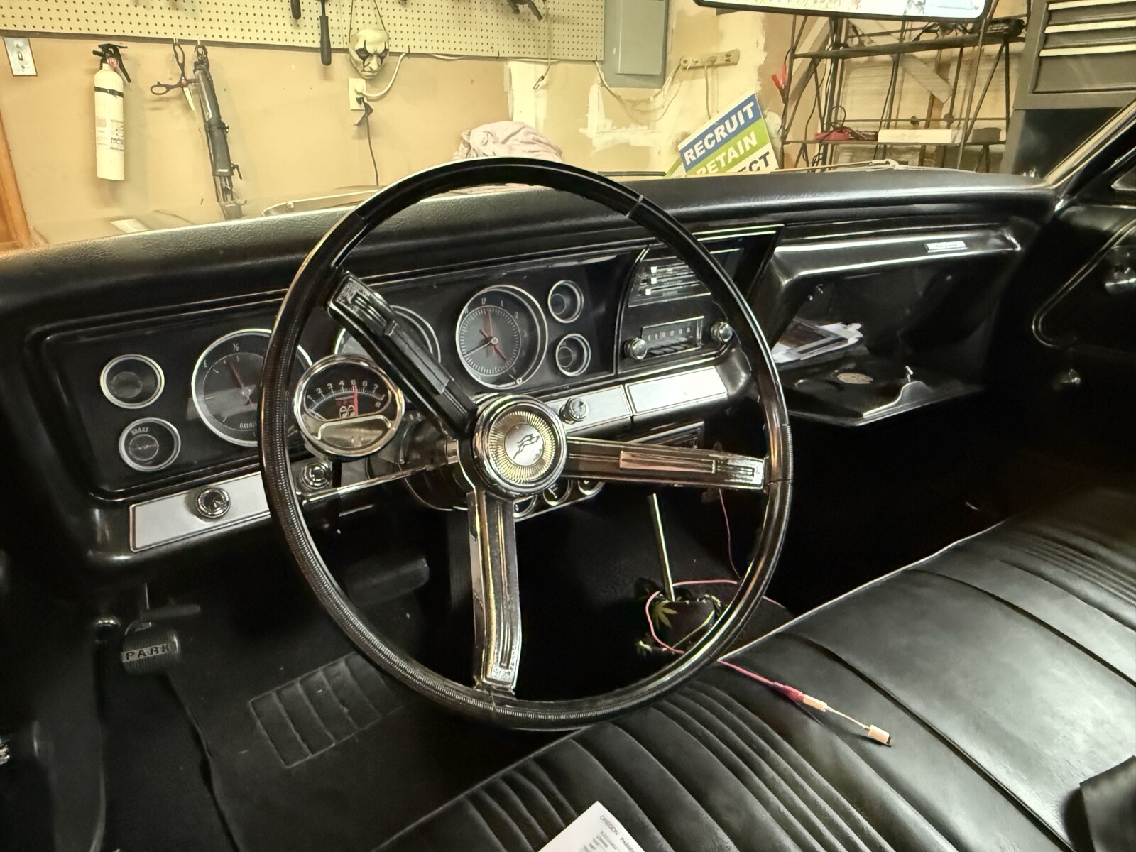 Chevrolet-Impala-1967-12