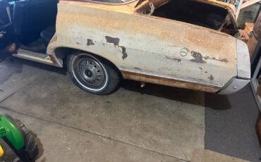 Chevrolet-Impala-1967-Sedan-12
