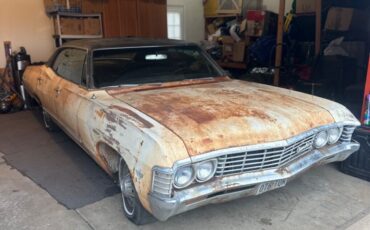 Chevrolet-Impala-1967-Sedan-20