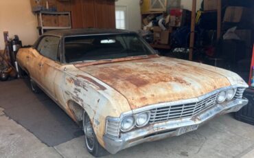 Chevrolet-Impala-1967-Sedan-21