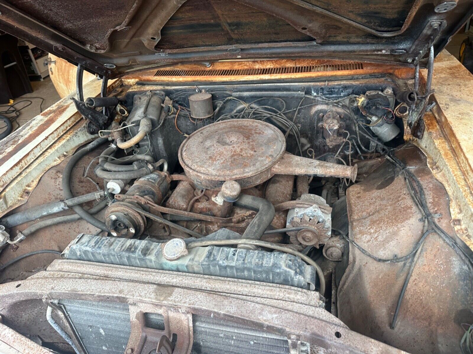 Chevrolet-Impala-1967-Sedan-25