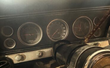 Chevrolet-Impala-1967-Sedan-28