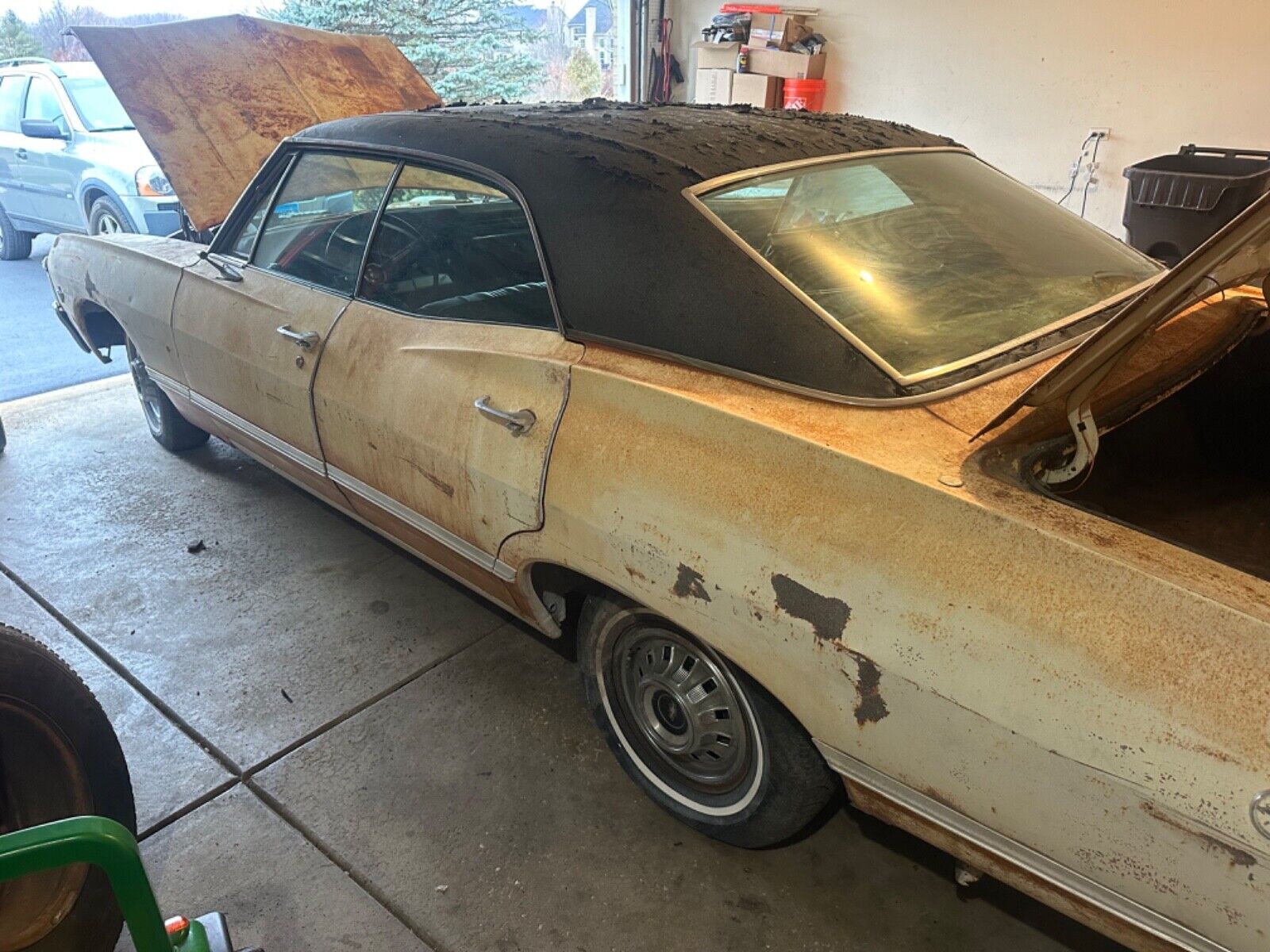 Chevrolet-Impala-1967-Sedan-33