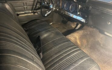 Chevrolet-Impala-1967-Sedan-37