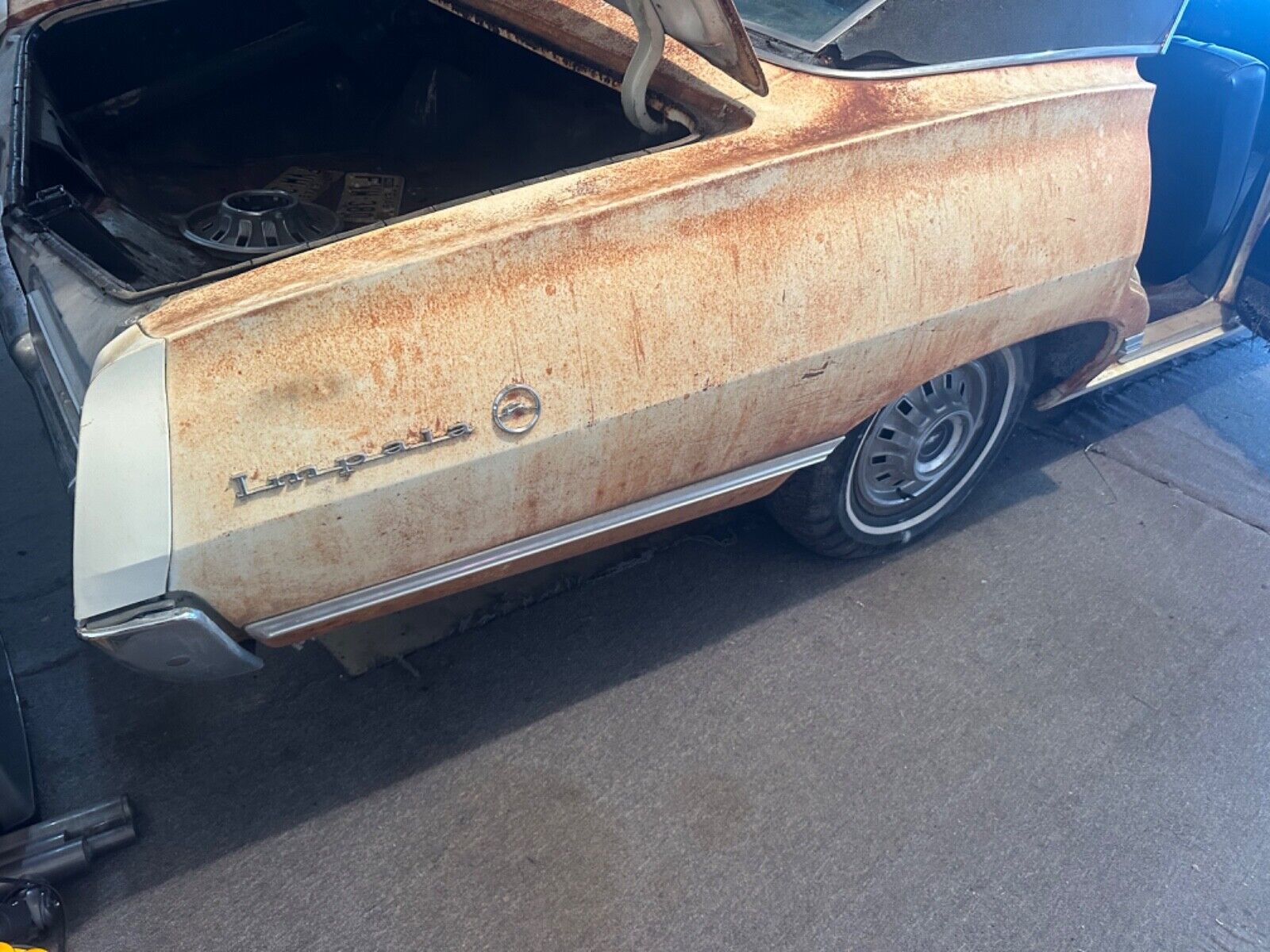 Chevrolet-Impala-1967-Sedan-5