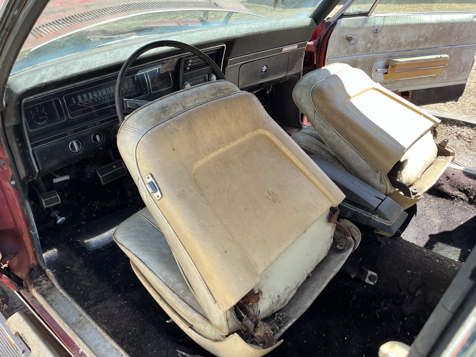 Chevrolet-Impala-1968-25