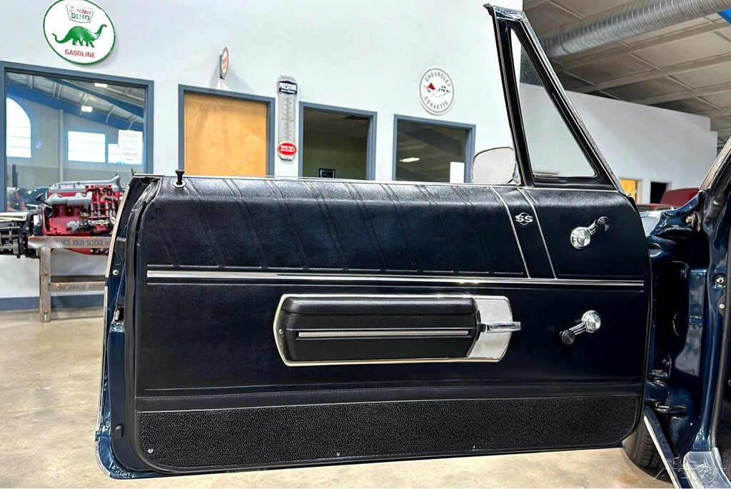 Chevrolet-Impala-1968-Other-10