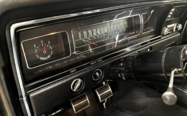 Chevrolet-Impala-1968-Other-11