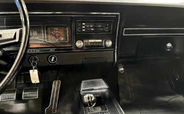 Chevrolet-Impala-1968-Other-13