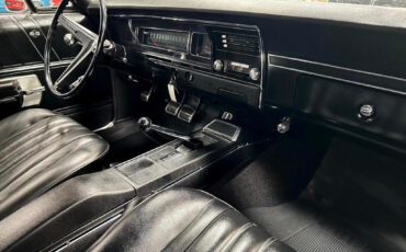 Chevrolet-Impala-1968-Other-19