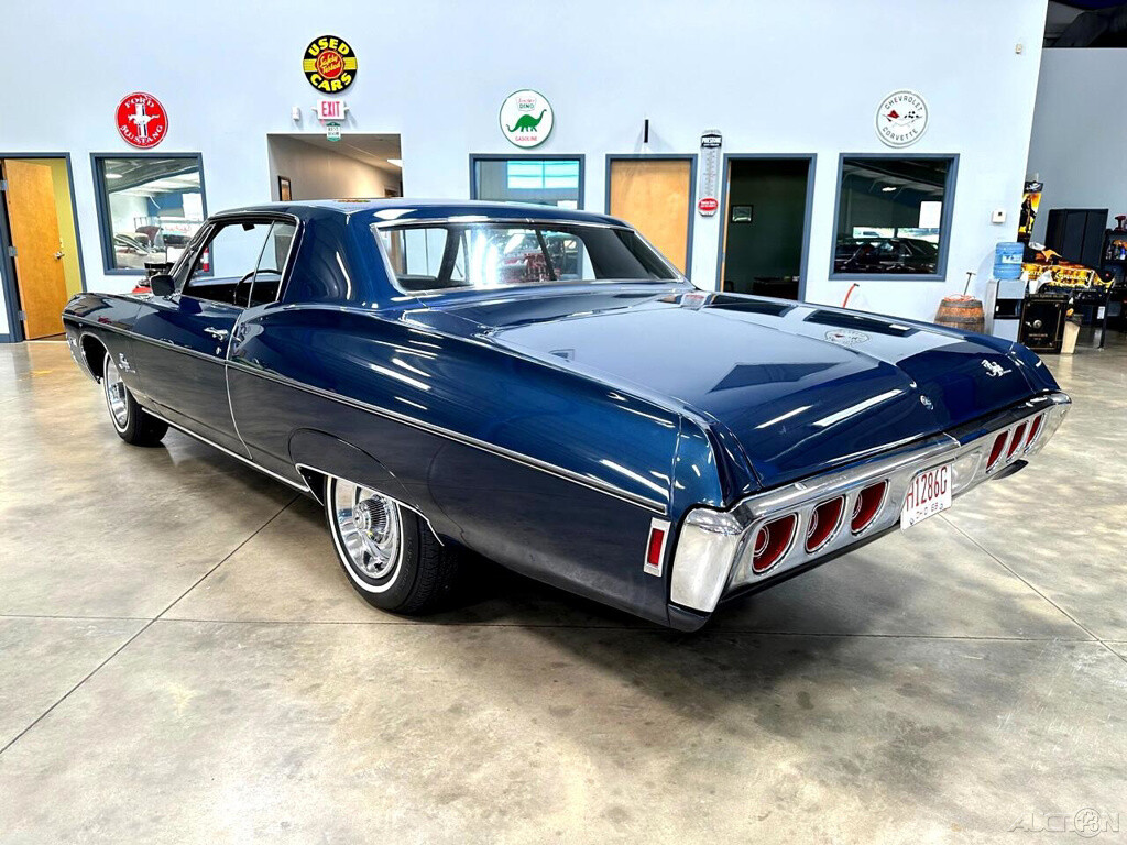 Chevrolet-Impala-1968-Other-2