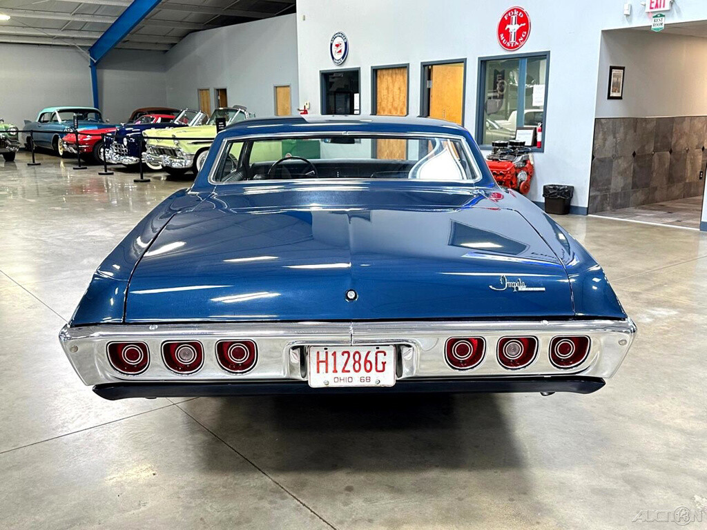 Chevrolet-Impala-1968-Other-3