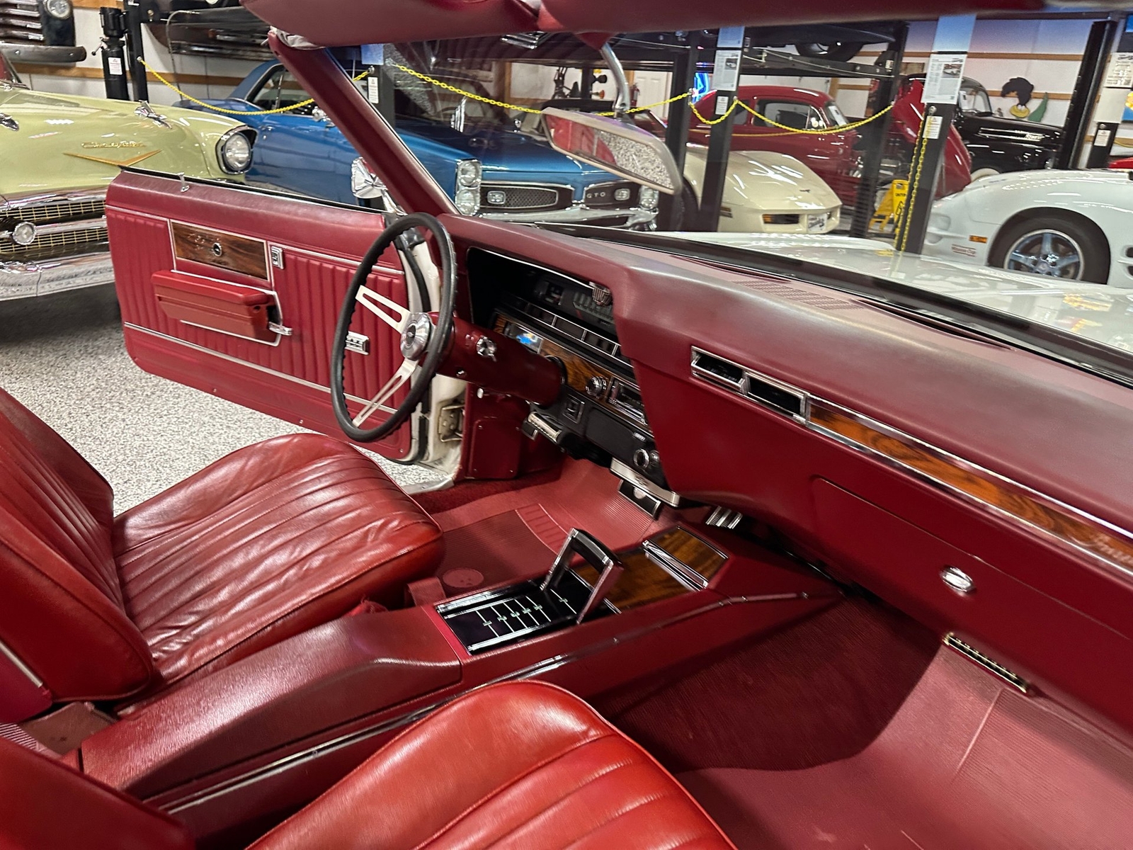 Chevrolet-Impala-1969-Convertible-34