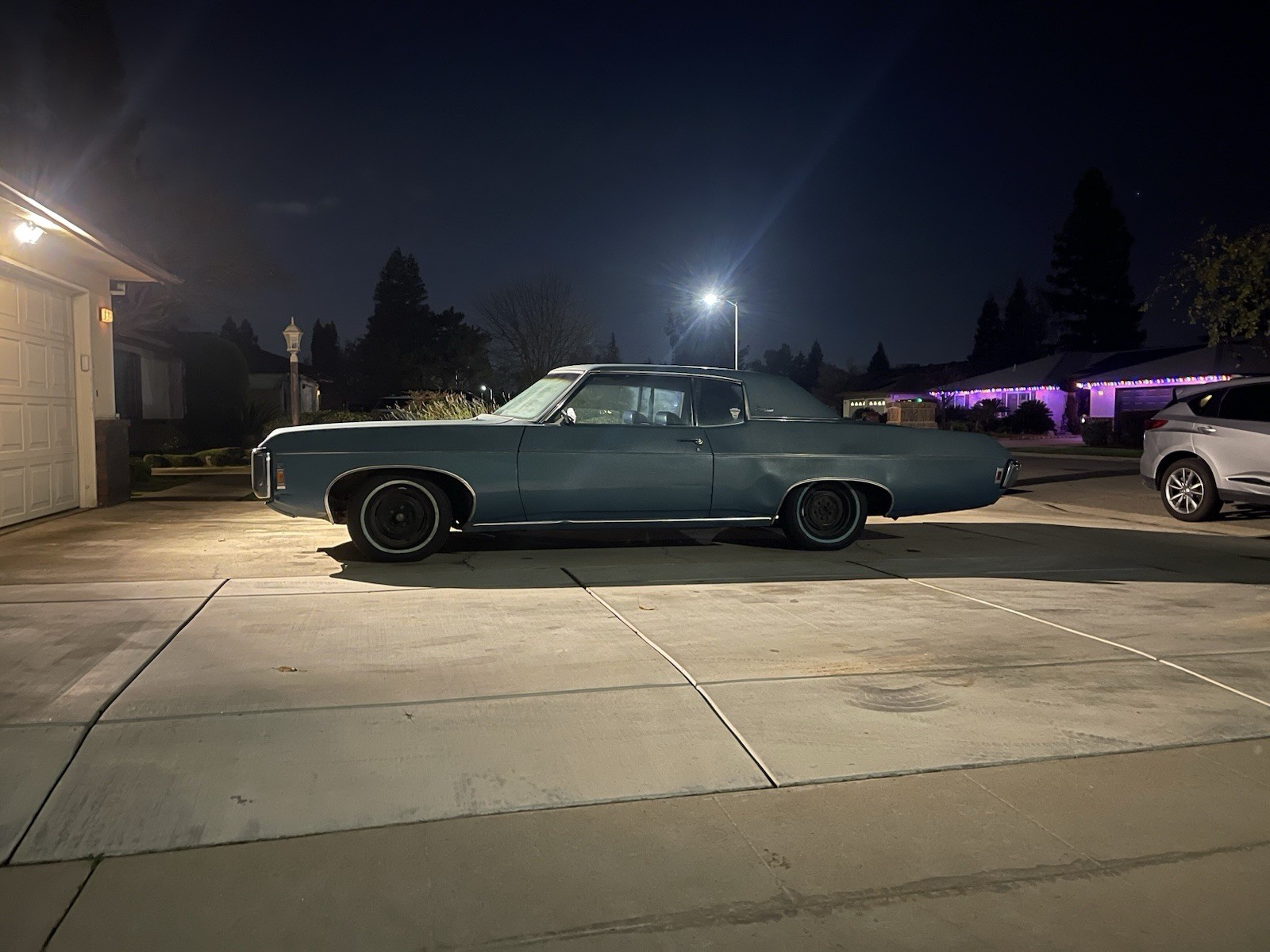 Chevrolet-Impala-1969-Coupe-2