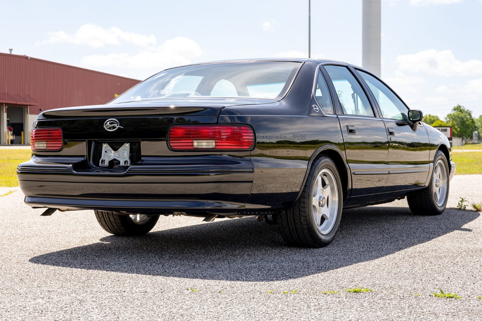Chevrolet-Impala-1994-Sedan-13