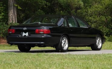 Chevrolet-Impala-1994-Sedan-9